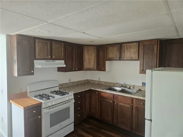 $1,980 | 35 Pleasant Street, Westerly, RI 02891