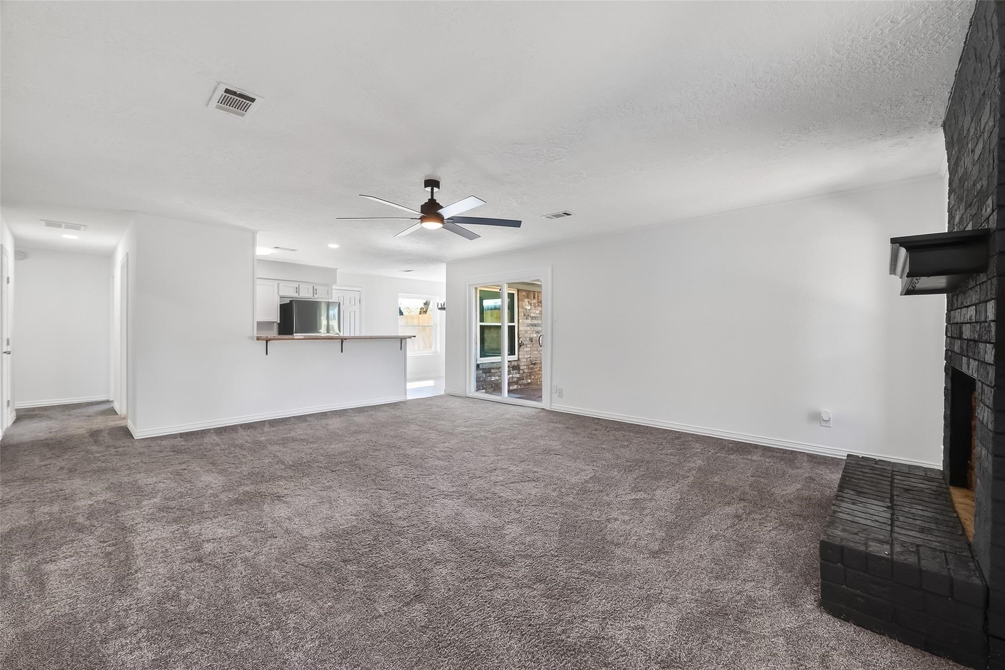 4311 Townes Forest Road Friendswood, TX 77546 - Photo 2 of 19