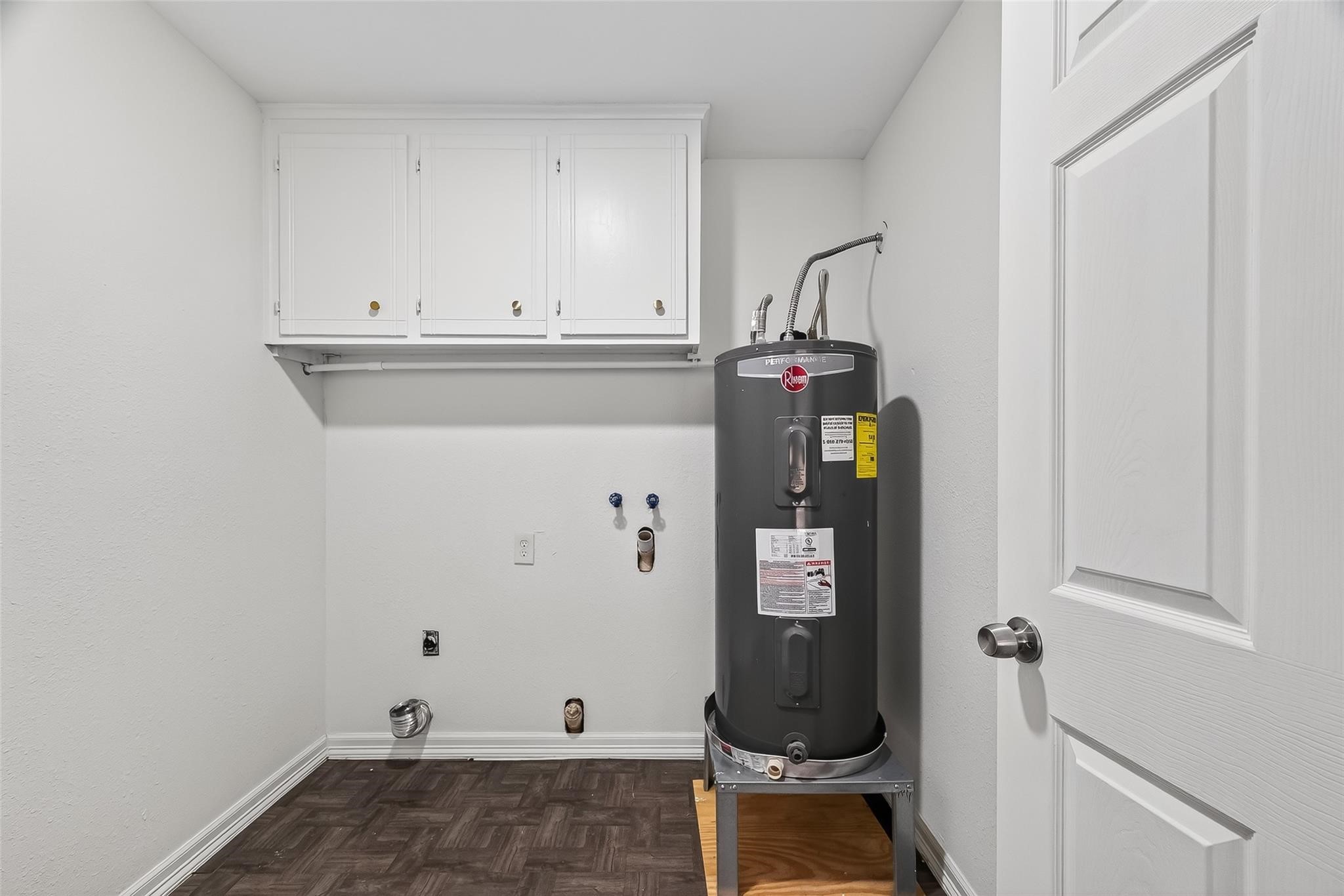 4311 Townes Forest Road Friendswood, TX 77546 - Photo 5 of 19