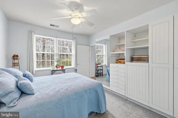 $375,000 | 2610 Chapel Lake Drive, Unit 407, Gambrills, MD 21054