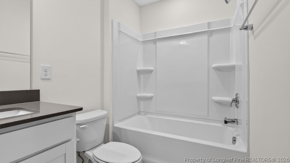 31 Mercer Way Spring Lake, NC 28390 - Photo 29 of 35 Bathroom