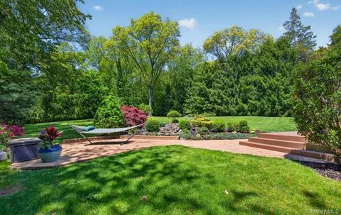 $2,599,000 | 30 Orchard Drive, Woodbury, NY 11797