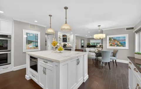 $2,599,000 | 30 Orchard Drive, Woodbury, NY 11797