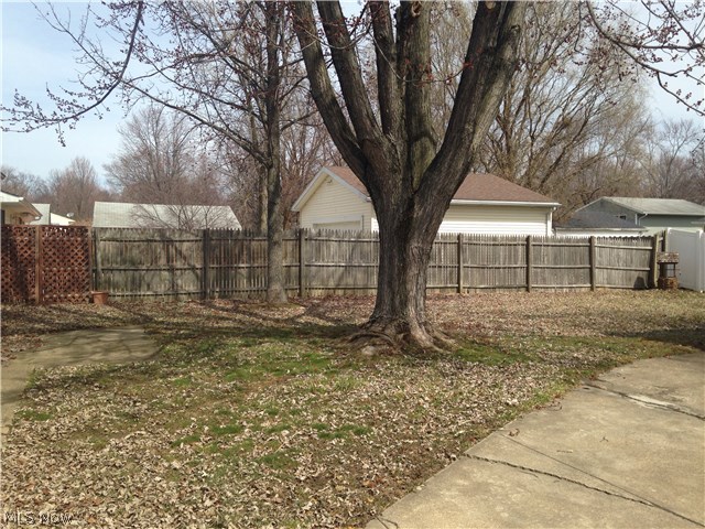 5655 Wallace Boulevard North Ridgeville, OH 44039 - Photo 13 of 14