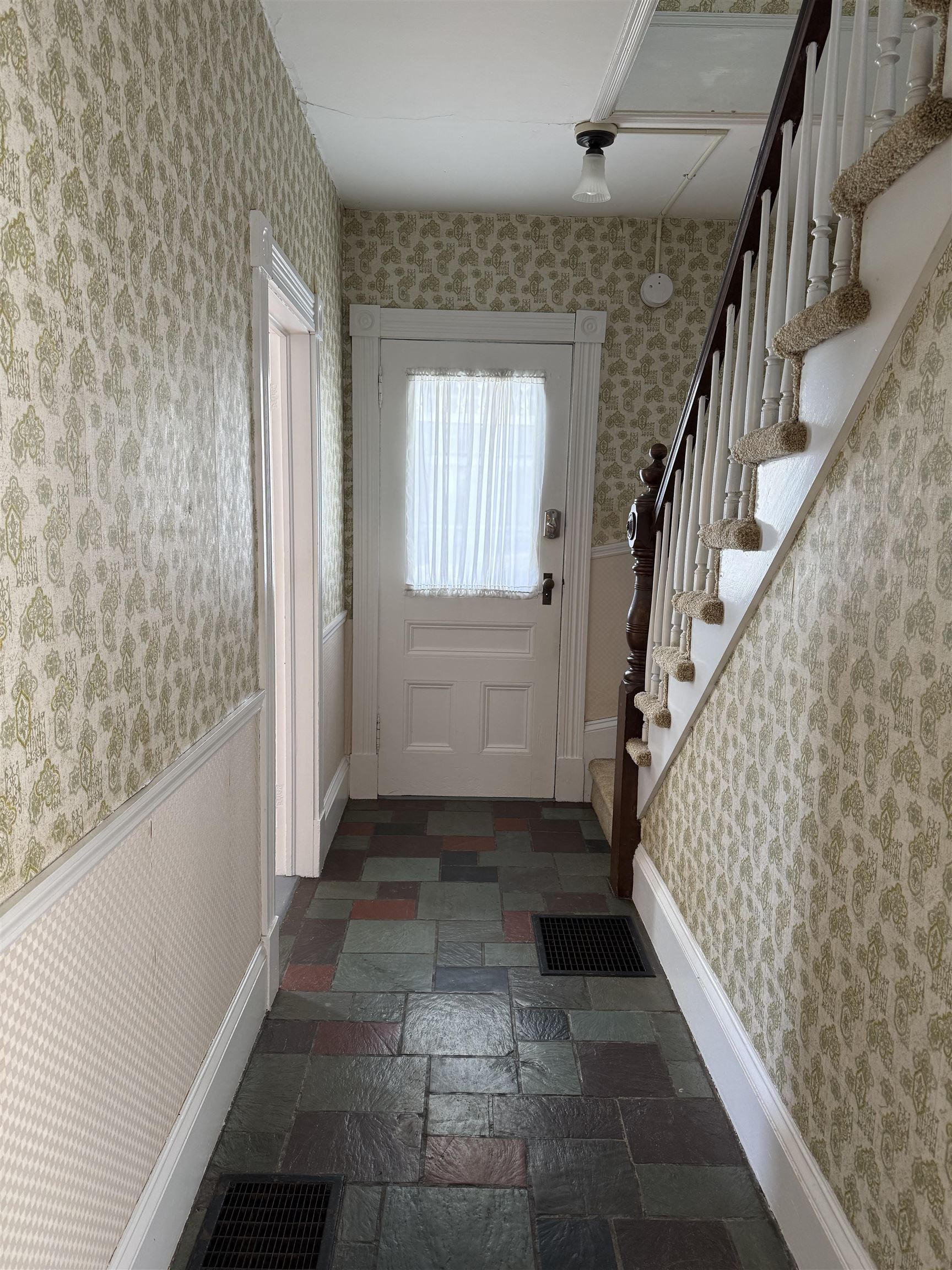 233 State Street Rutland, VT 05701 - Photo 20 of 38
