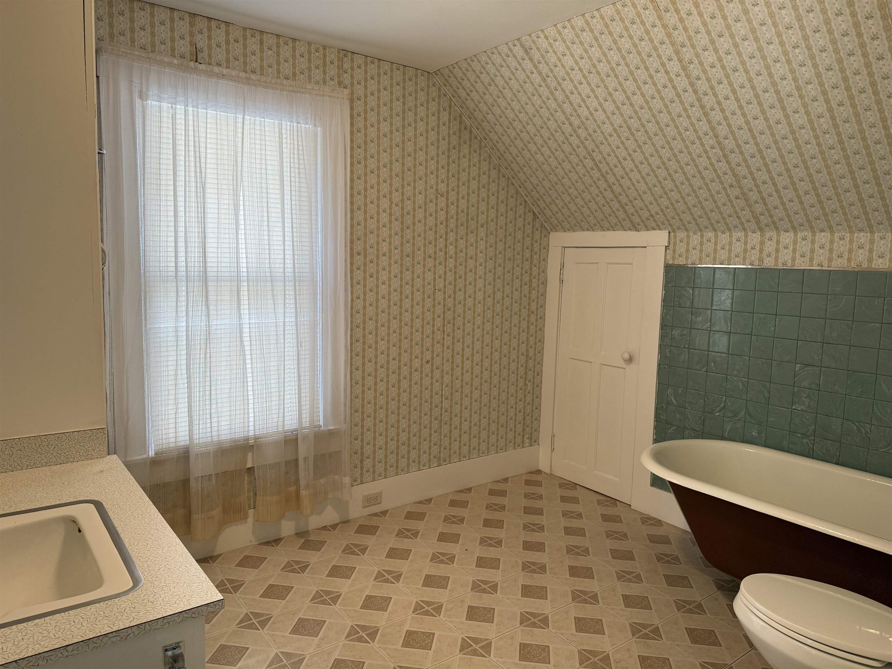 233 State Street Rutland, VT 05701 - Photo 29 of 38