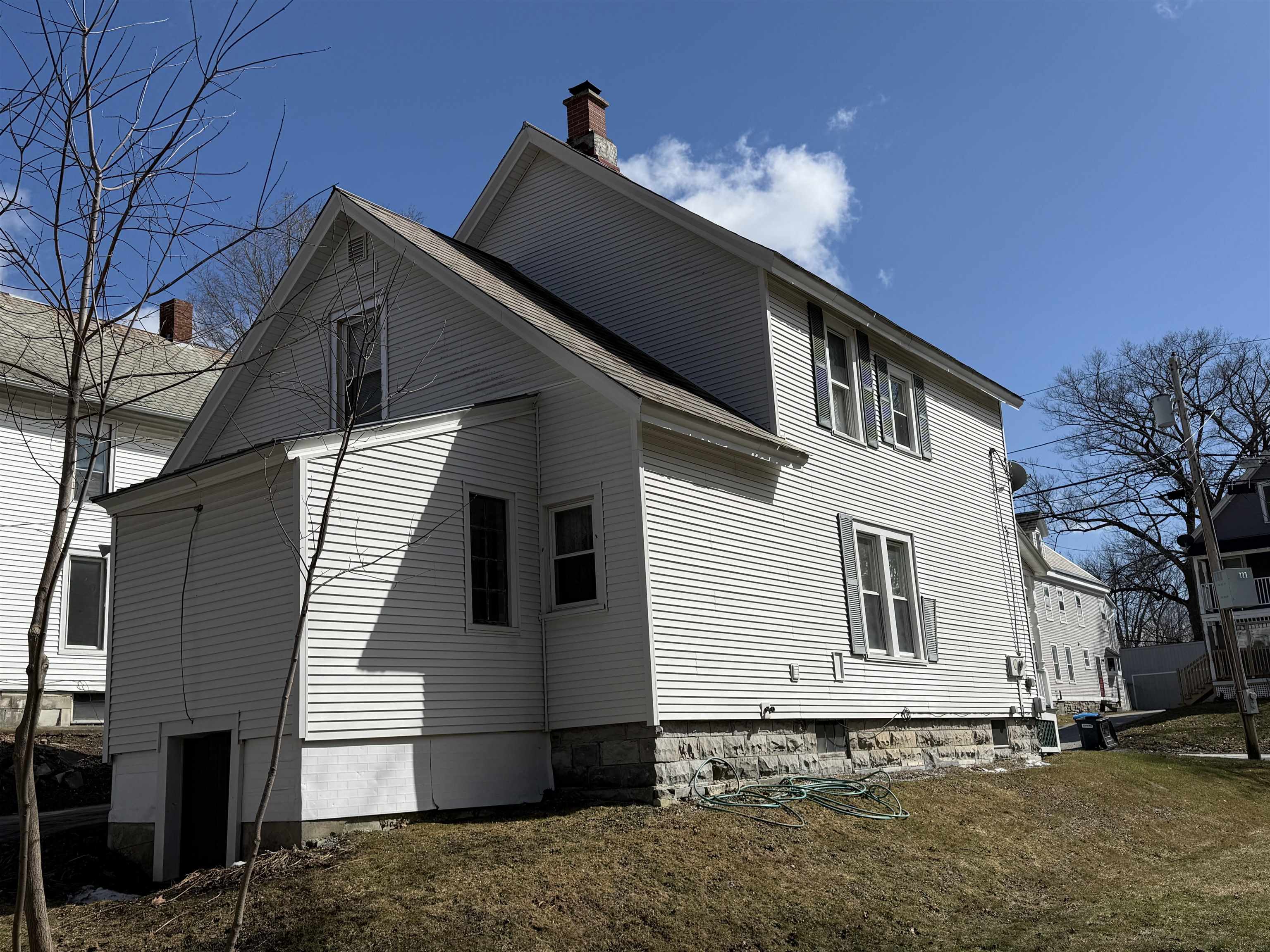 233 State Street Rutland, VT 05701 - Photo 5 of 38