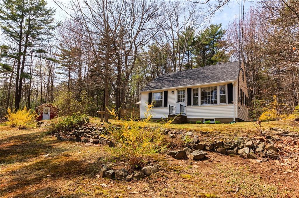 158 Shore Road York, ME 03902 - Photo 1 of 25 Photo