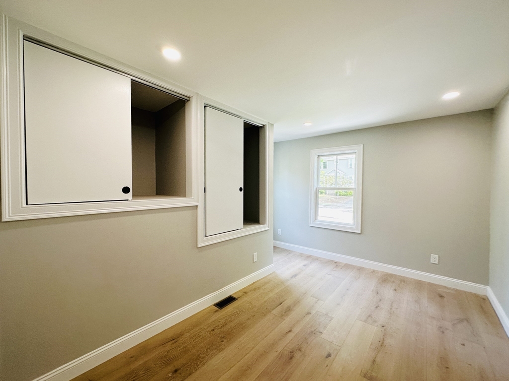 123 Oxford Road, Unit 123 Newton, MA 02459 - Photo 11 of 18