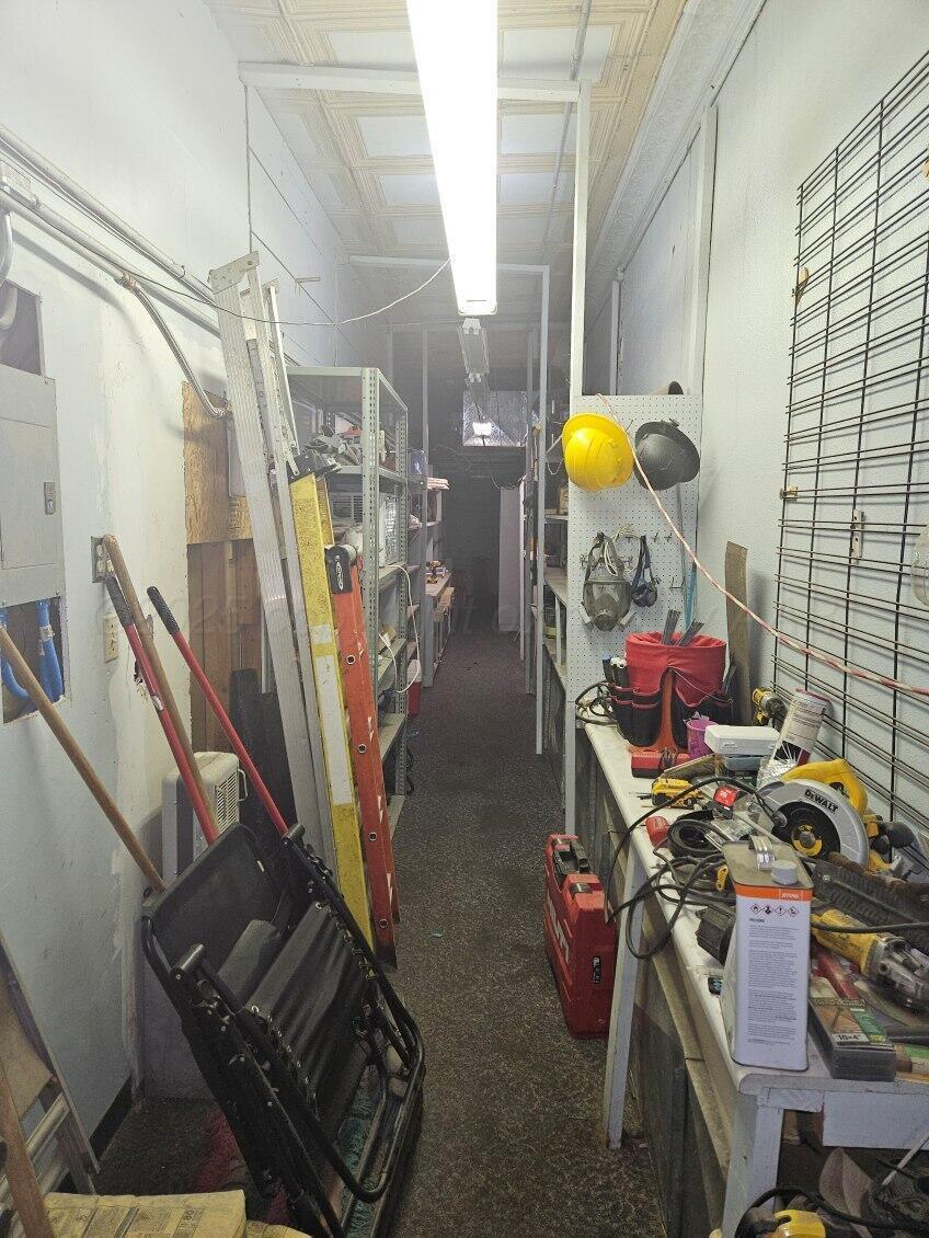 418 South Main Street Borger, TX 79007 - Photo 10 of 41 a view of gym