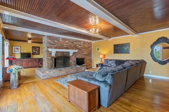 $675,000 | 3018 Hammond Hill Road, Senatobia, MS 38668