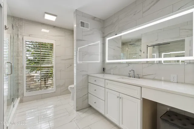 $675,000 | 3018 Hammond Hill Road, Senatobia, MS 38668