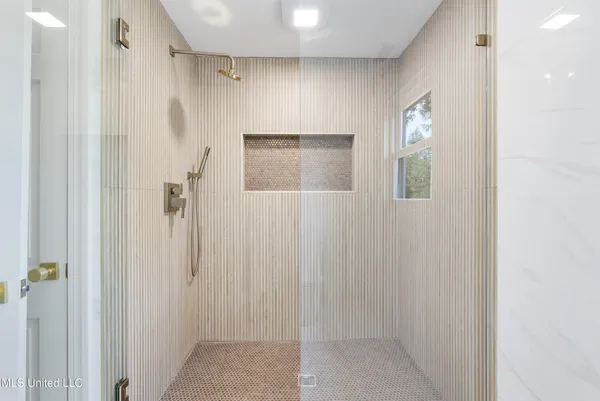 $600,000 | 3018 Hammond Hill Road, Senatobia, MS 38668