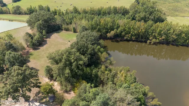 $675,000 | 3018 Hammond Hill Road, Senatobia, MS 38668