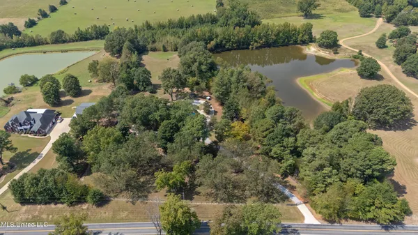 $600,000 | 3018 Hammond Hill Road, Senatobia, MS 38668