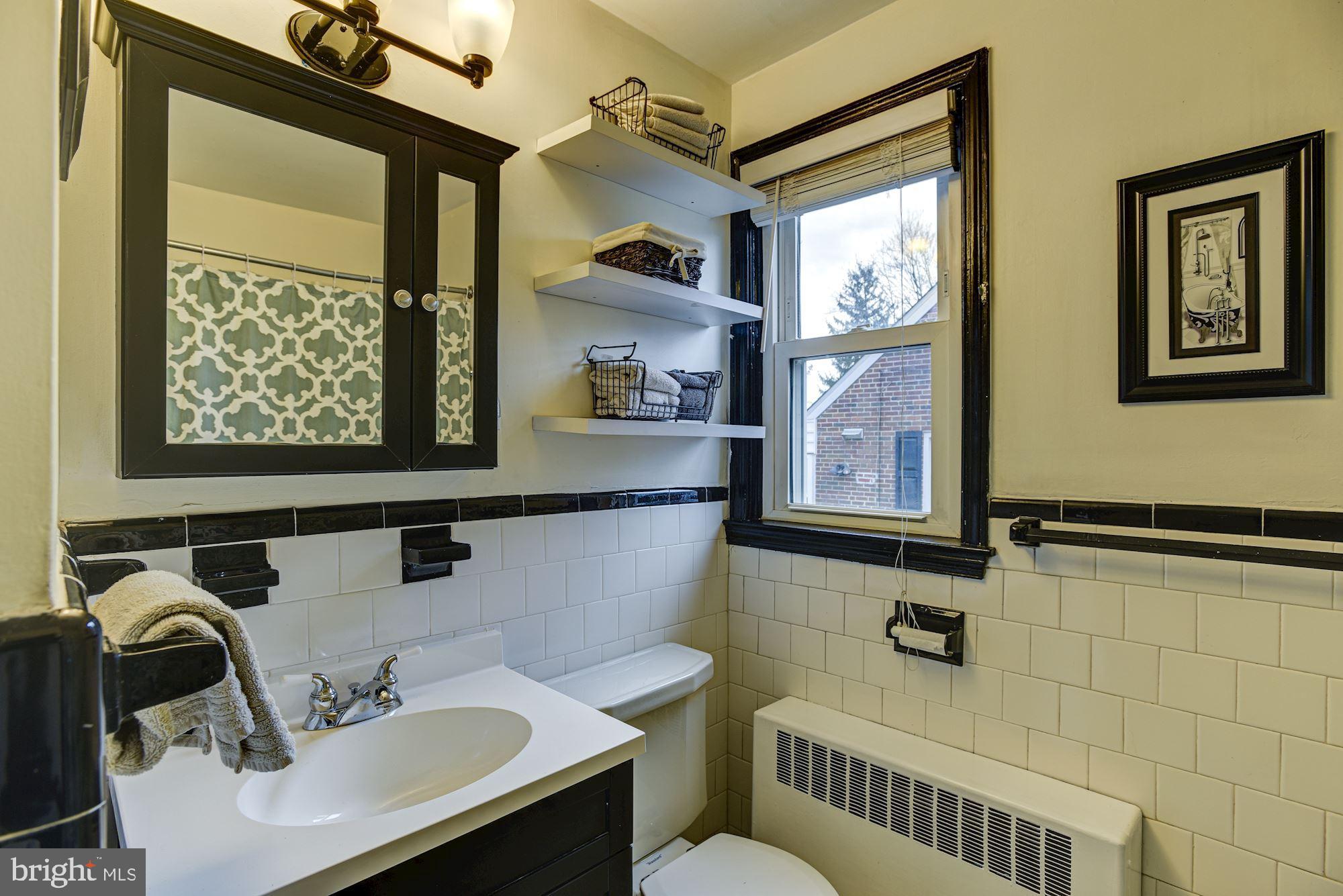 317 Gralan Road Baltimore, MD 21228 - Photo 13 of 38 Full Bath