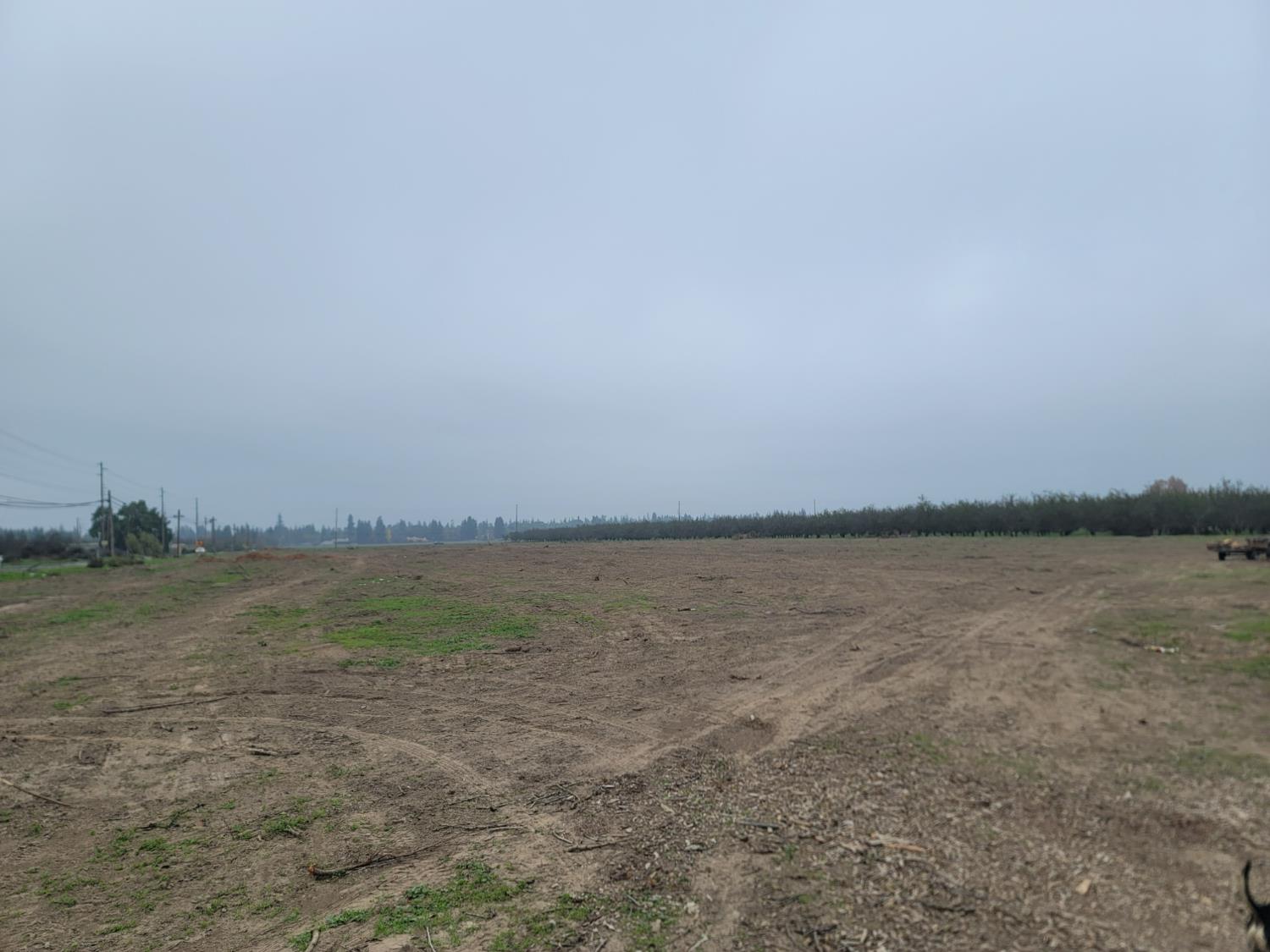 6220 Tully Road Modesto, CA 95356 - Photo 5 of 8 a view of an ocean