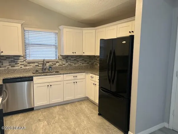 $2,350 | 905 Fruitwood Place, Port Orange, FL 32127