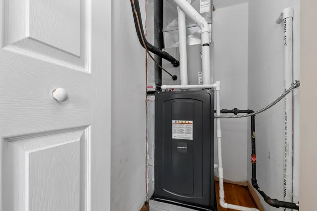 $329,000 | 344 South Maple Avenue, Unit 3B, Oak Park, IL 60302