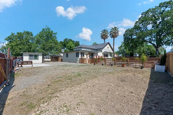 $649,999 | 642 E Street, Lincoln, CA 95648