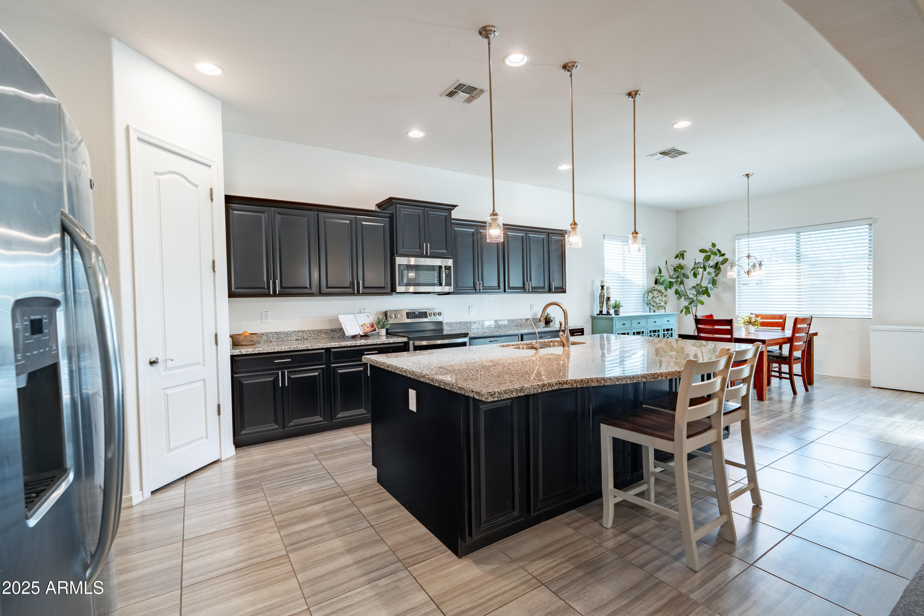 19598 Walnut Road Queen Creek, AZ 85142 - Photo 13 of 49 kitchen