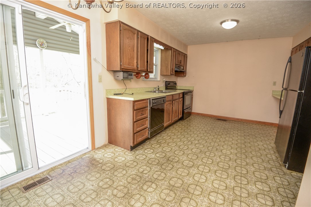 8917 Coal River Road St. Albans, WV 25177 - Photo 33 of 45 Gallery Image 33