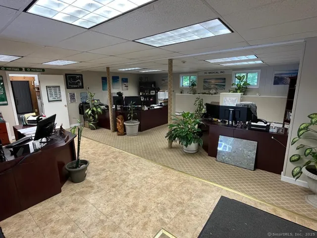 $599,900 | 284 Merrow Road, Tolland, CT 06084