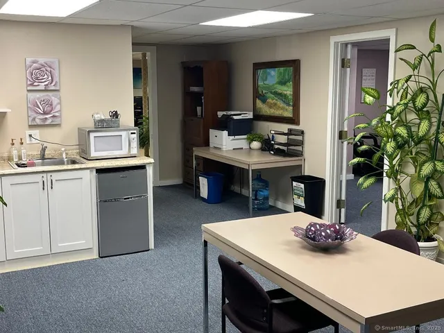 $599,900 | 284 Merrow Road, Tolland, CT 06084