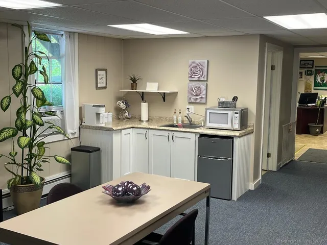 $599,900 | 284 Merrow Road, Tolland, CT 06084