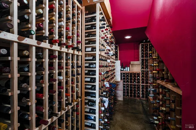 $7,500,000 | 1079 Hedgeside Avenue, Napa, CA 94558