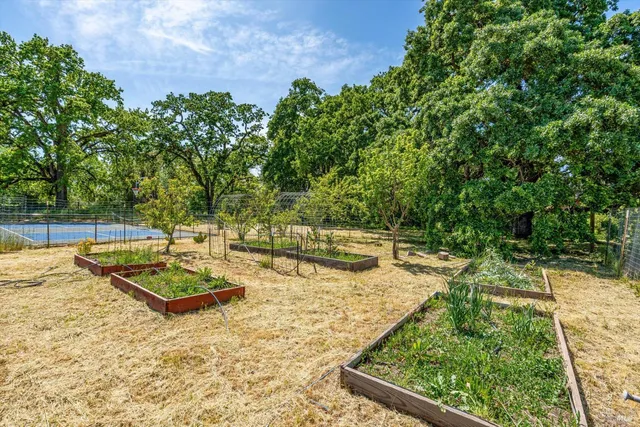 $7,500,000 | 1079 Hedgeside Avenue, Napa, CA 94558