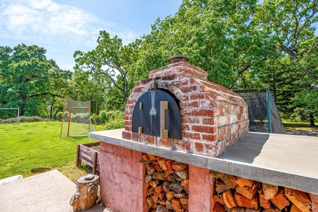 $7,500,000 | 1079 Hedgeside Avenue, Napa, CA 94558