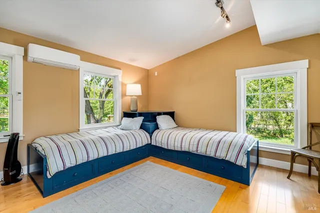 $7,500,000 | 1079 Hedgeside Avenue, Napa, CA 94558