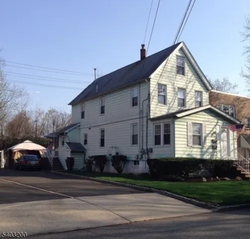 $1,550 | 290 Seaton Avenue, Unit 1, Roselle Park, NJ 07204