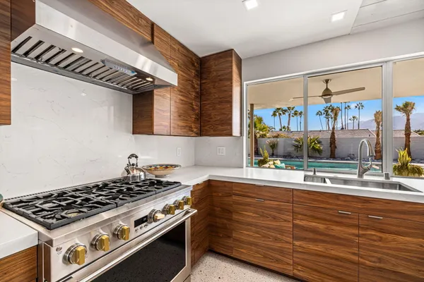 $12,000 | 2413 East El Alameda, Palm Springs, CA 92262