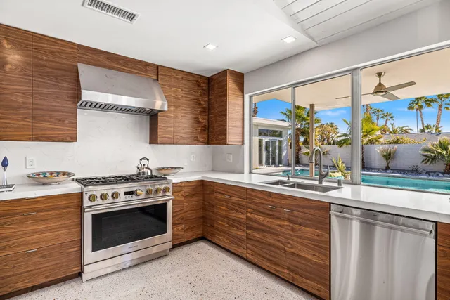 $12,000 | 2413 East El Alameda, Palm Springs, CA 92262