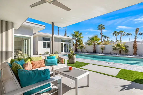 $12,000 | 2413 East El Alameda, Palm Springs, CA 92262