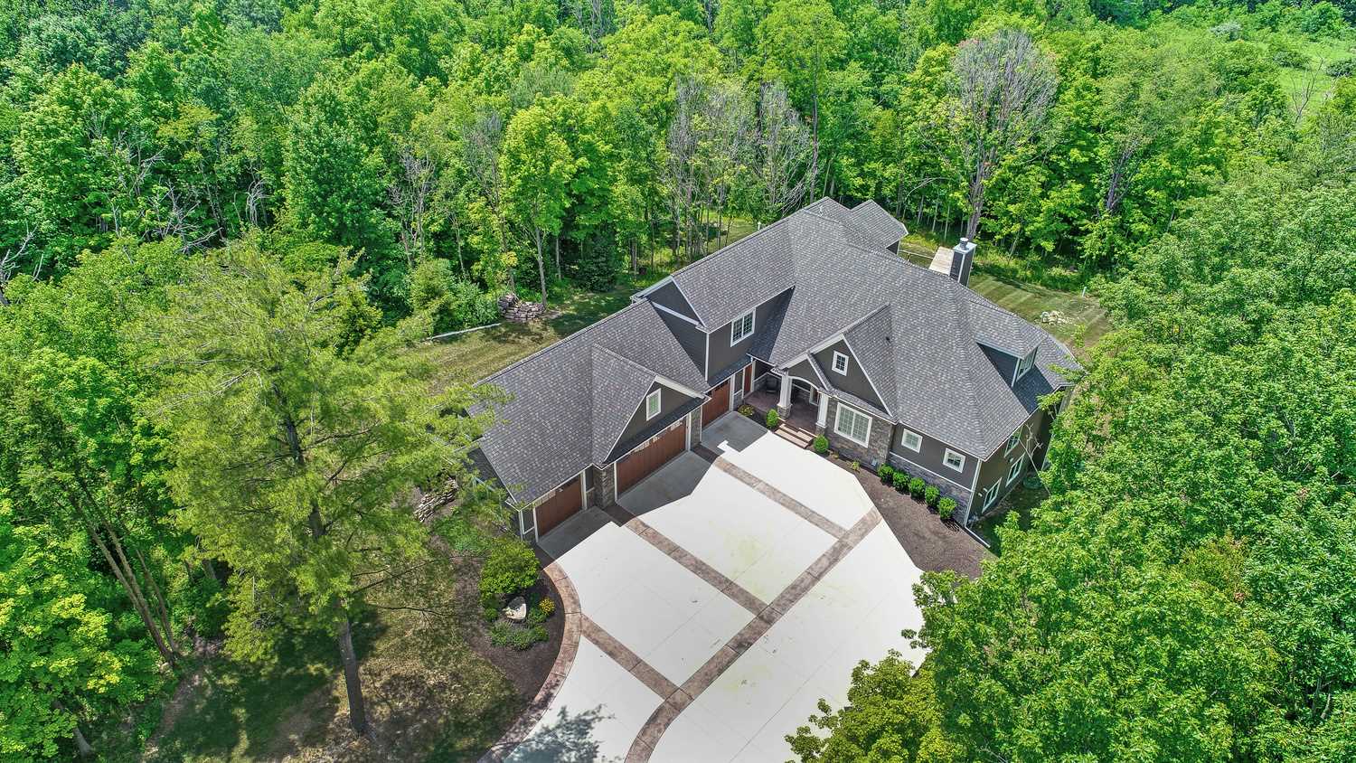 18077 Richey Lane Huntertown, IN 46748 - Photo 2 of 36