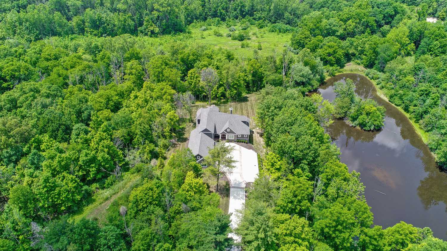 18077 Richey Lane Huntertown, IN 46748 - Photo 3 of 36
