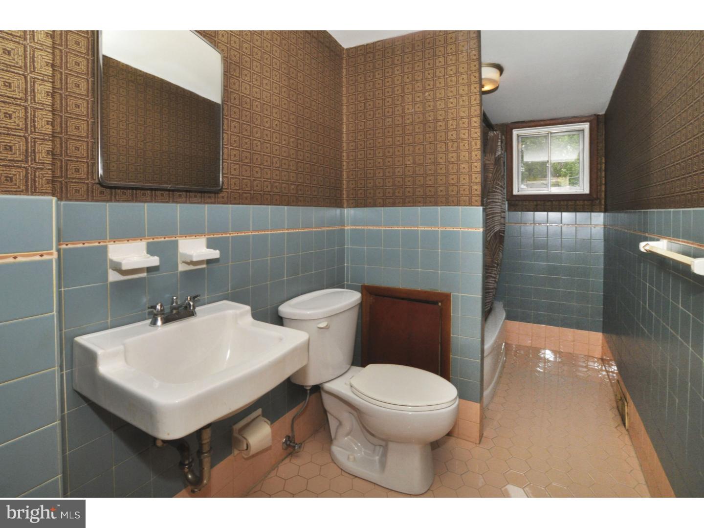 1022 Delene Road Rydal, PA 19046 - Photo 22 of 25 Bathroom