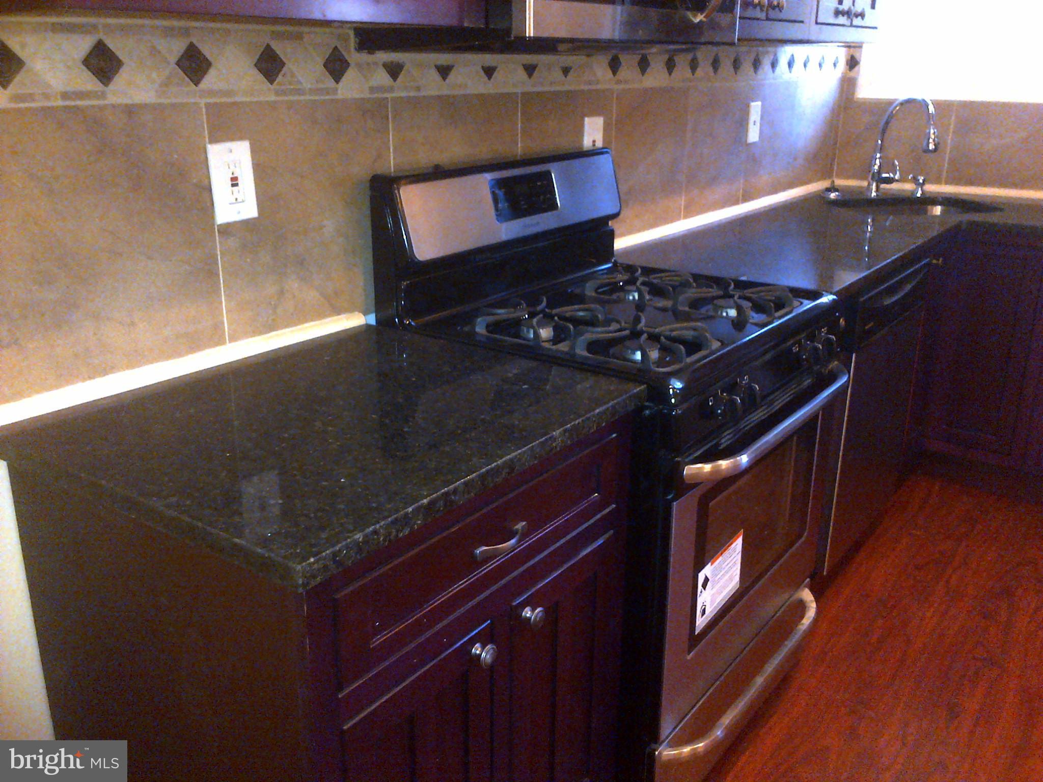 4000 Chatham Road Baltimore, MD 21207 - Photo 3 of 20 Kitchen