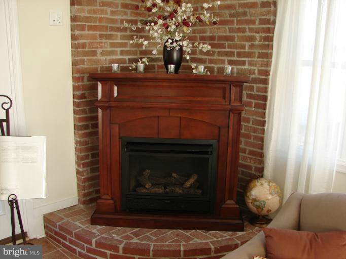 49700 Airedele Road Ridge, MD 20680 - Photo 22 of 30 Family Room