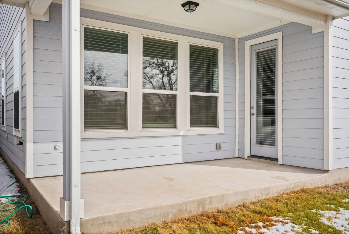 113 Stone Cyn Drive Georgetown, TX 78628 - Photo 31 of 35 a view of a house with a large window