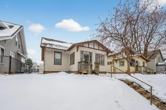 $265,000 | 976 Lawson Avenue East, St. Paul, MN 55106