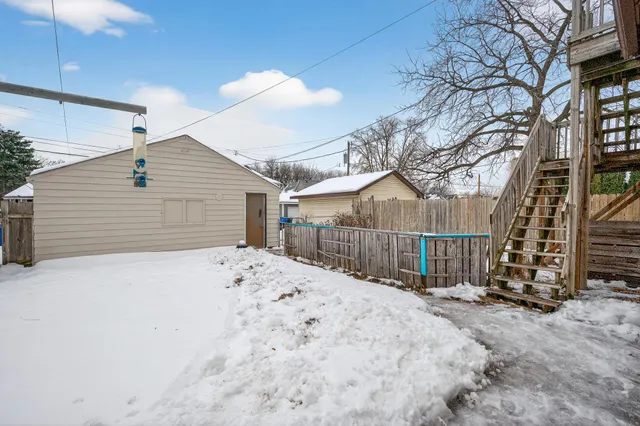 $265,000 | 976 Lawson Avenue East, St. Paul, MN 55106