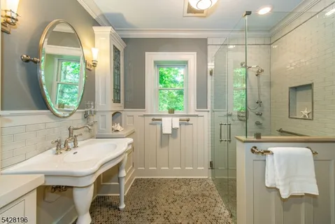 $2,495,000 | 324 Morris Avenue, Mountain Lakes, NJ 07046