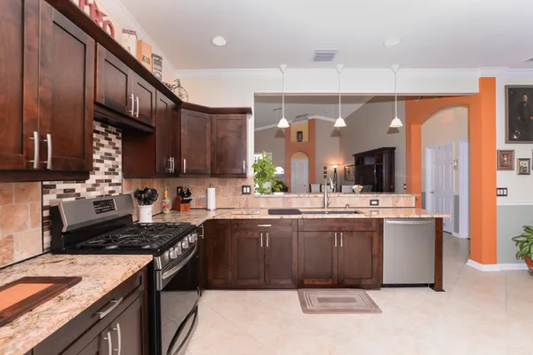 $2,700 | 329 Northwest Treeline Trace, Port St. Lucie, FL 34986