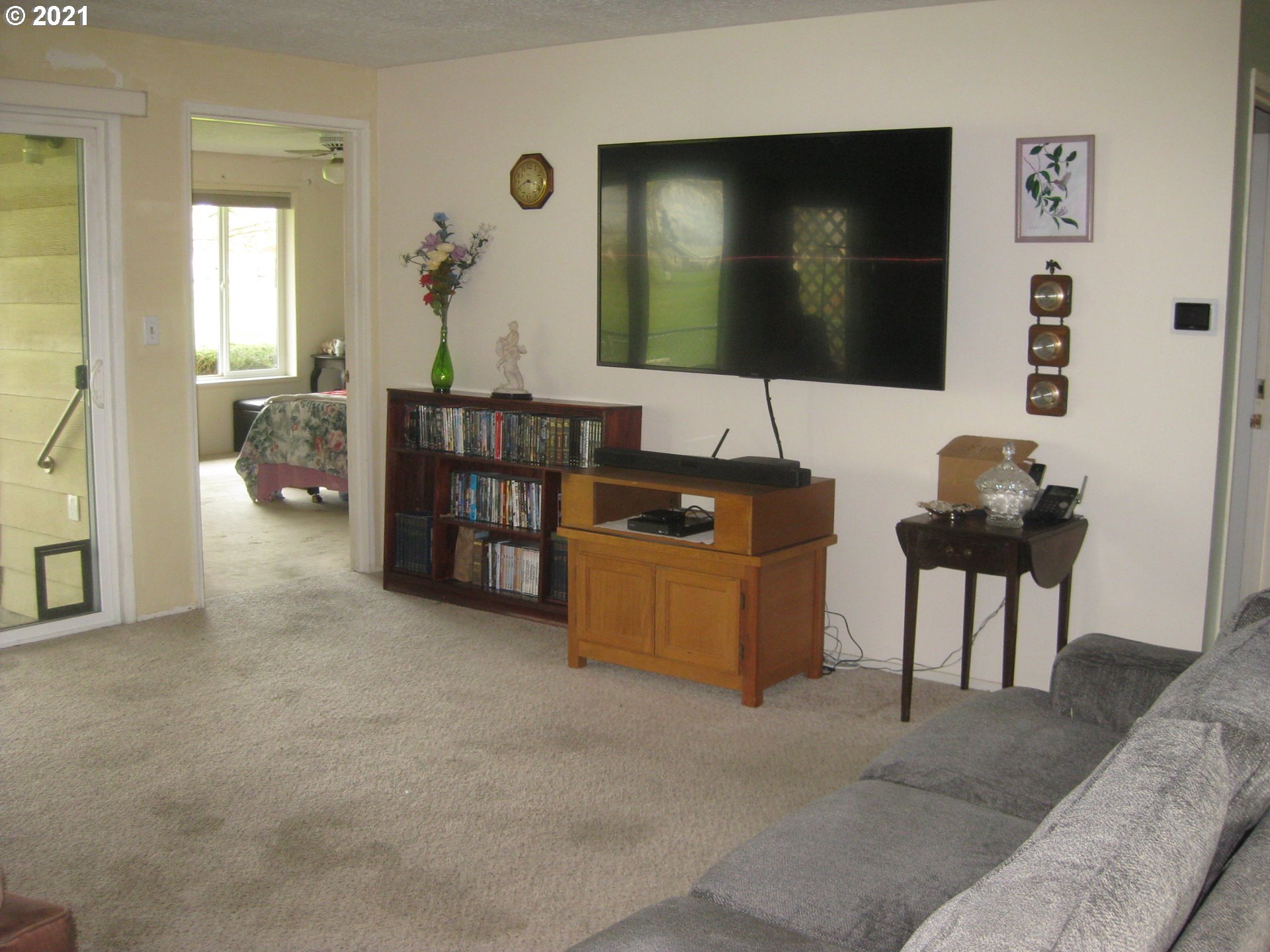 1136 Randolph Road Woodburn, OR 97071 - Photo 2 of 12 Gallery Image 2