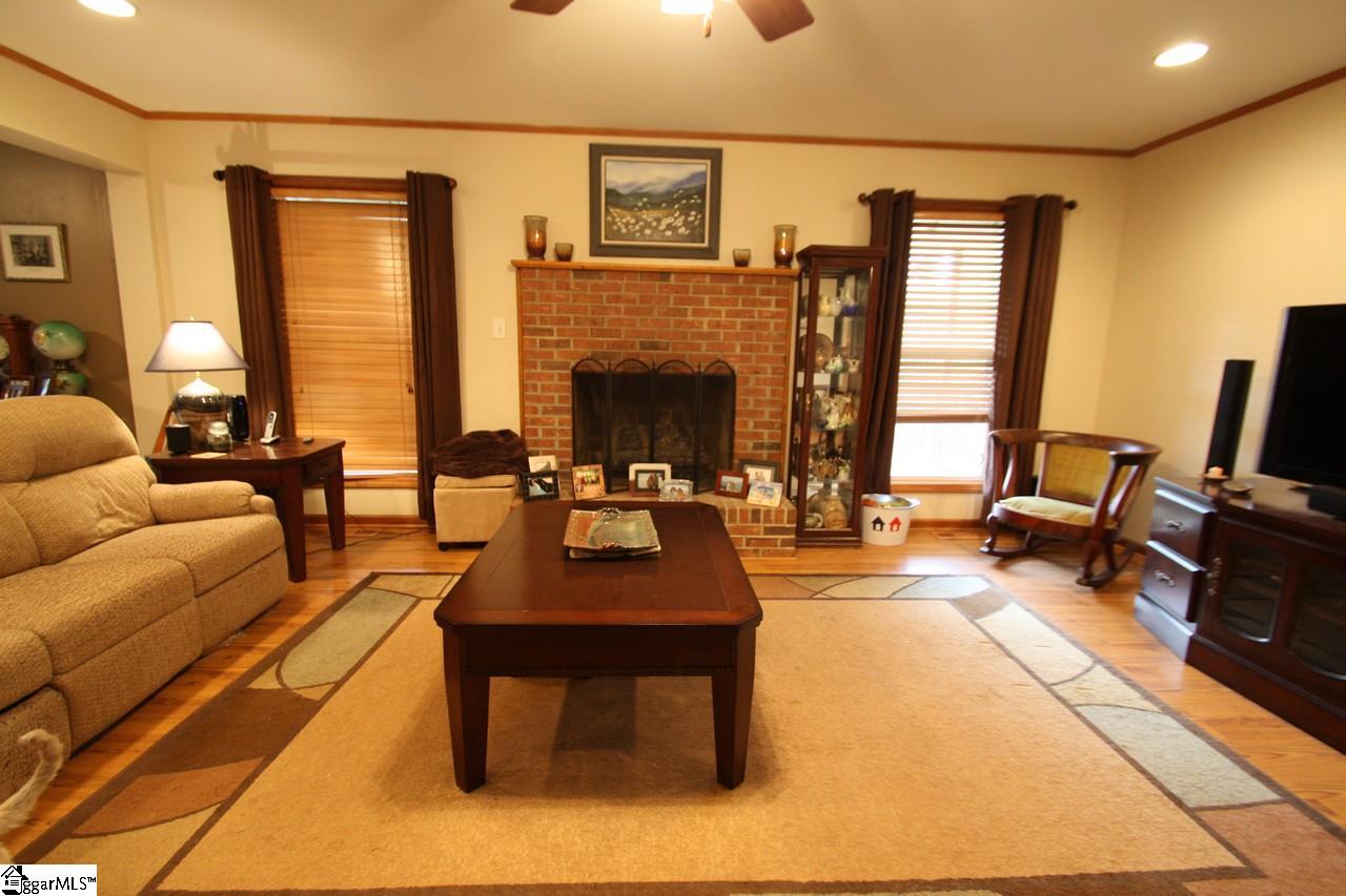 954 Goodwin Bridge Road Travelers Rest, SC 29690 - Photo 7 of 26