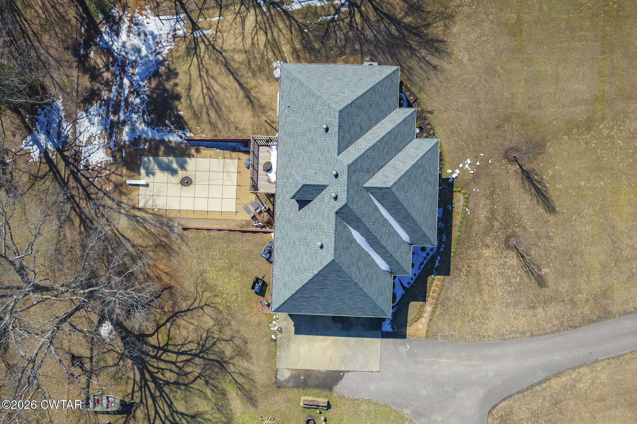 4320 Timberlake-Wildersville Road Lexington, TN 38351 - Photo 41 of 58 an aerial view of residential houses with outdoor space